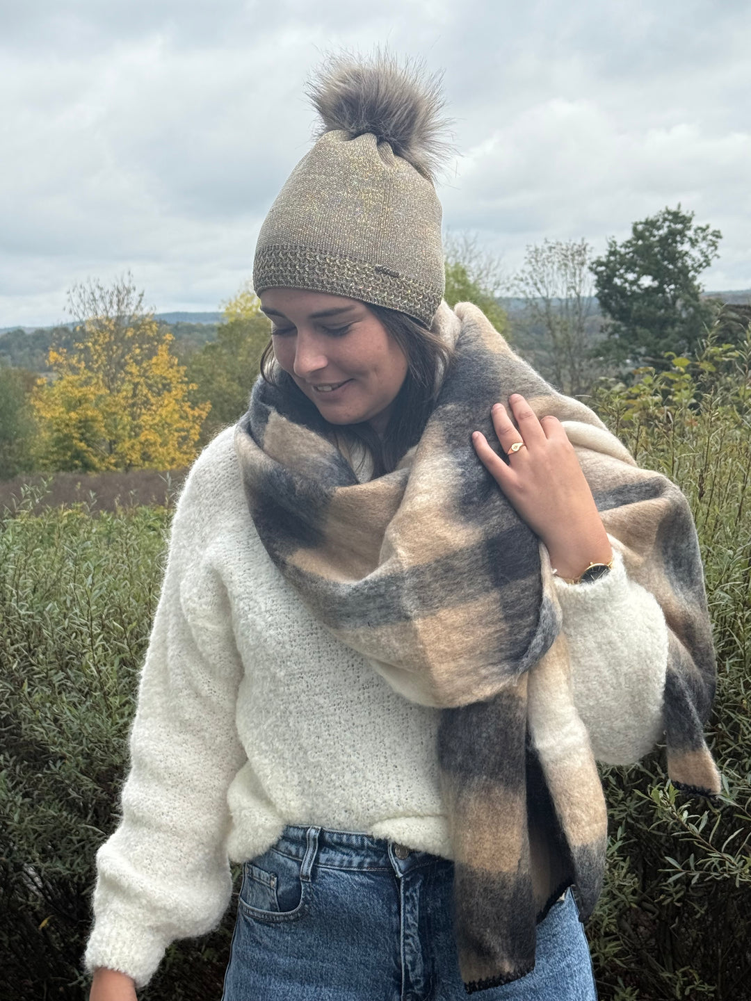 Bonnet  Nadine