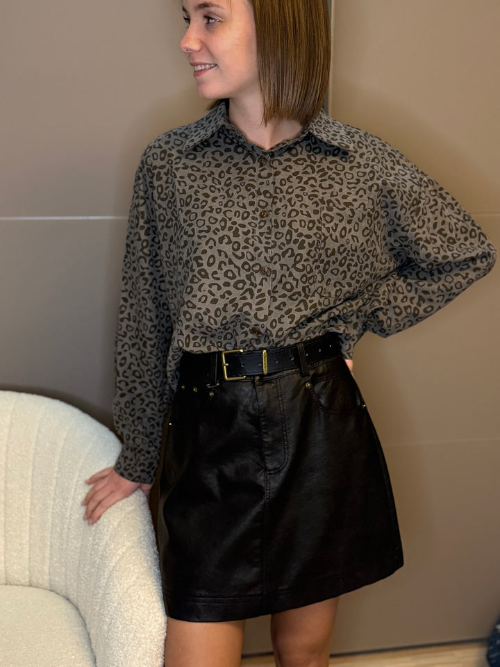 🖤 Jupe Léana – Simili chic & allure moderne