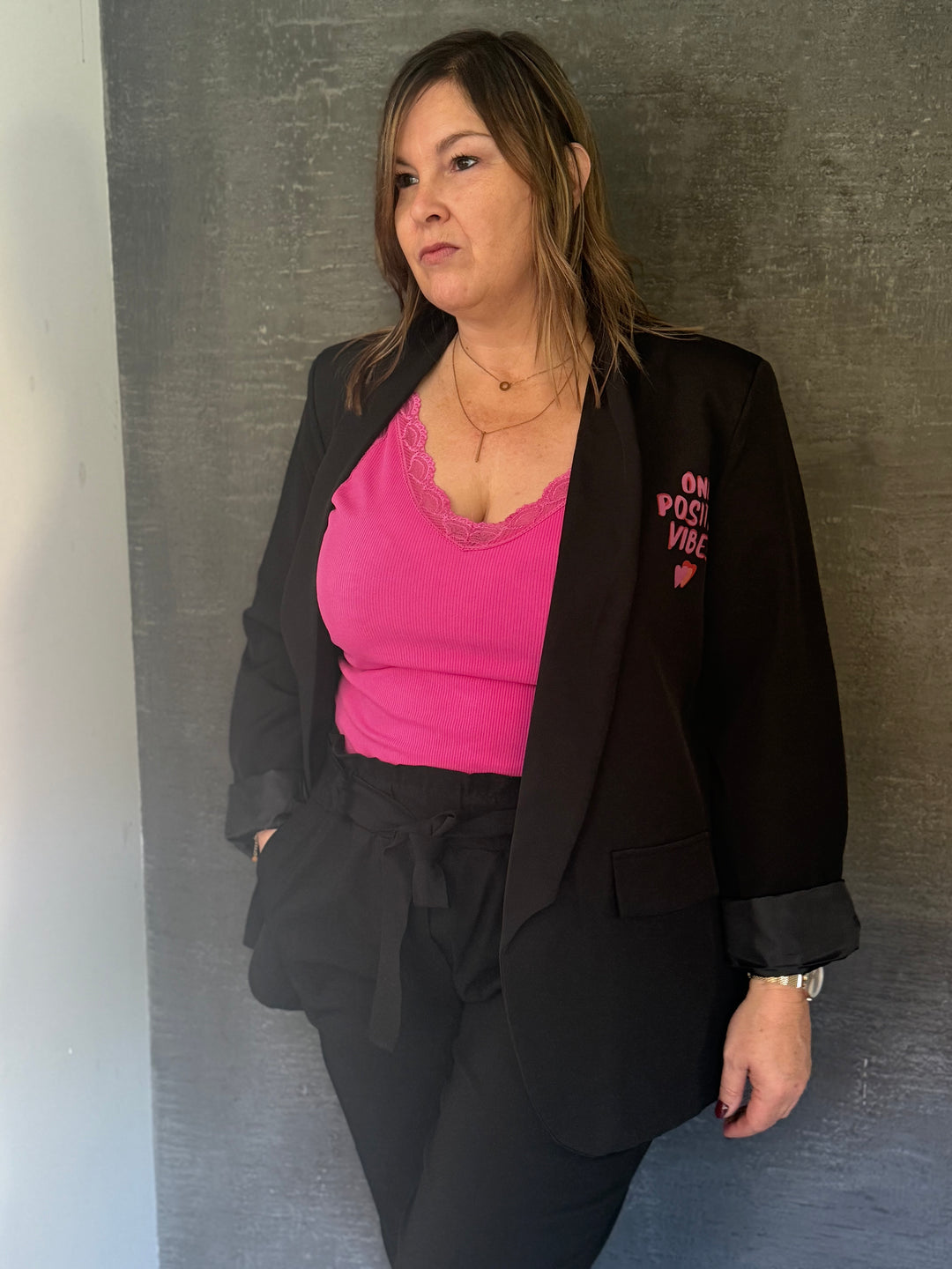 Blazer noir “Myriam” – Chic, fun et optimiste ✨