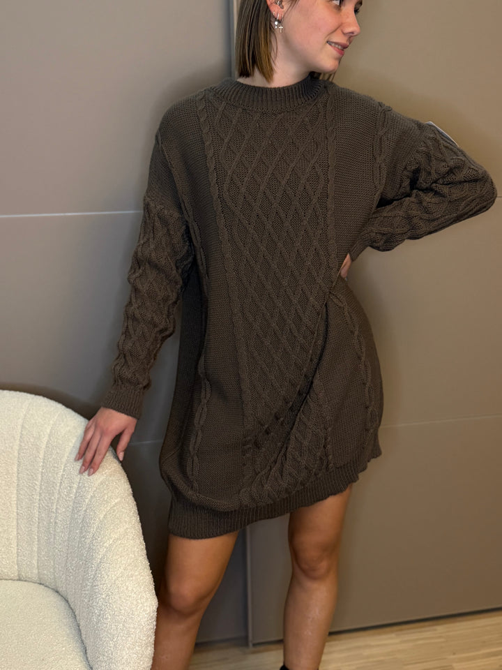 🤎 Robe Pull Maëlyne – Maille torsadée & confort irrésistible