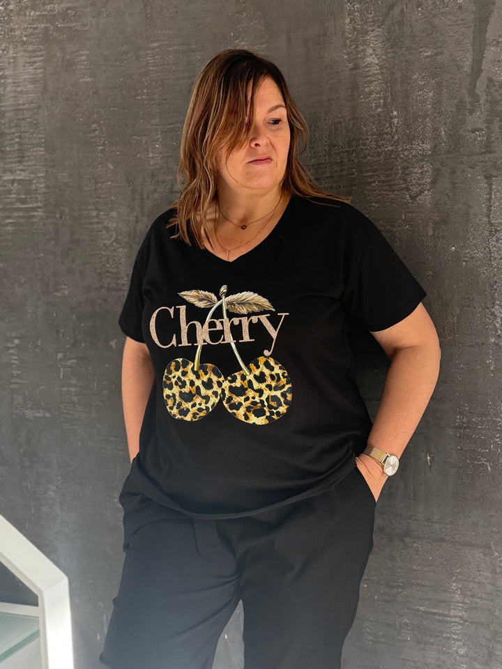 🍒 T-shirt Annema – Style audacieux et touche dorée